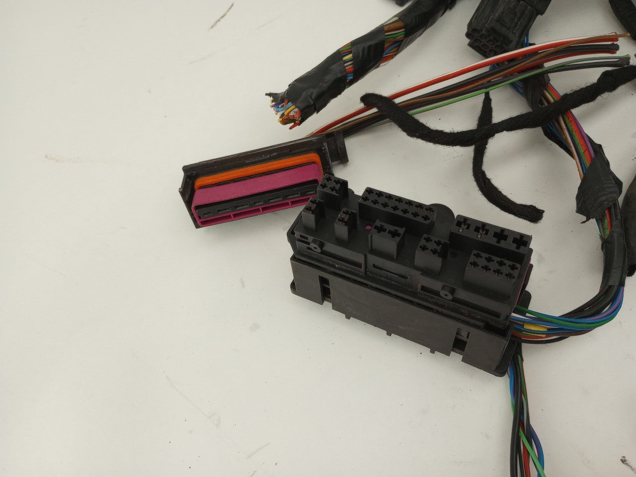 Saab 9-3 Vehicle Wiring Pigtails