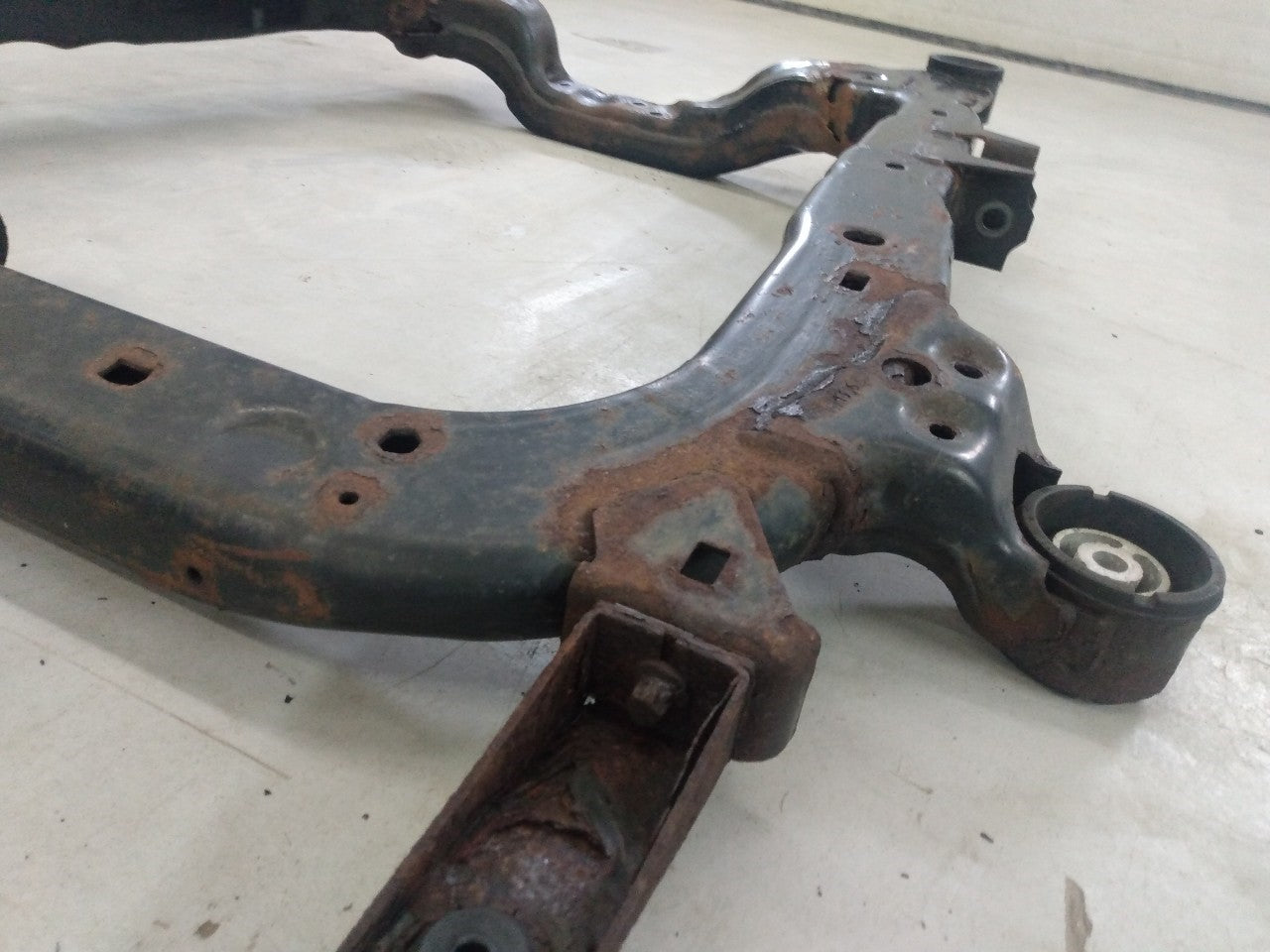 Saab 9-3 Front Crossmember Subframe