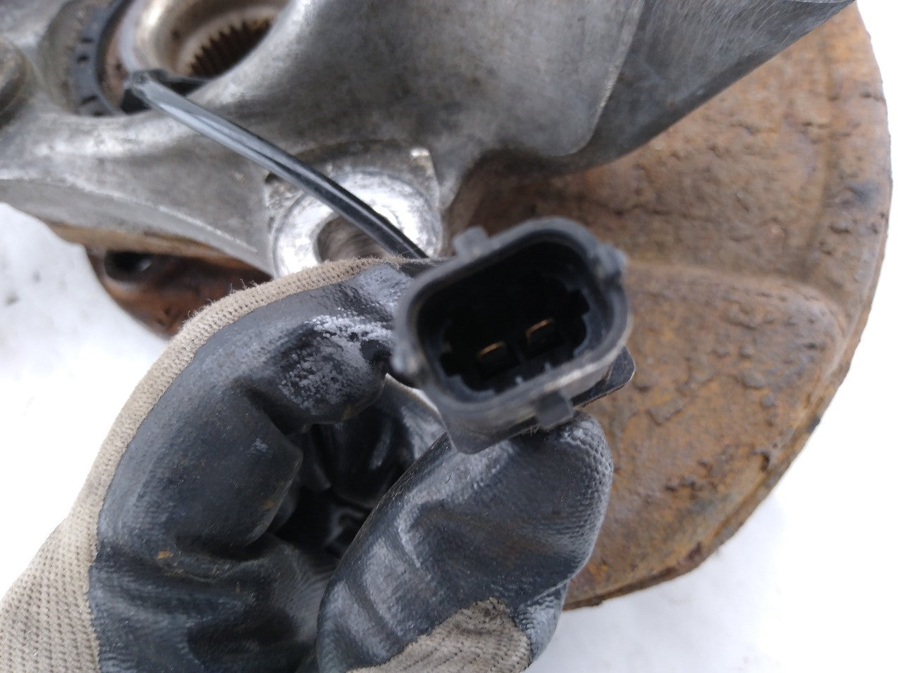 Saab 9-3 Driver Left Rear Spindle Knuckle Hub