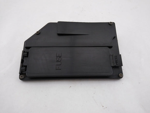 Volvo 850 Engine Bay Fuse Box Trim Cover