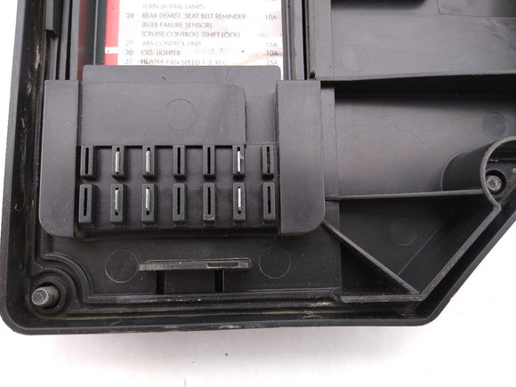 Volvo 850 Engine Bay Fuse Box Trim Cover