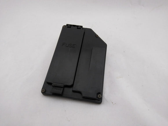 Volvo 850 Engine Bay Fuse Box Trim Cover