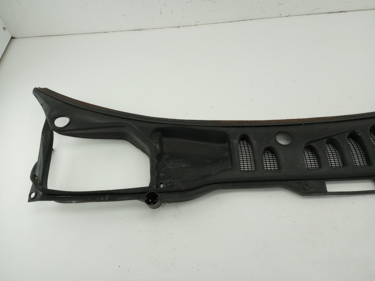 Volvo 850 Windshield Cowl Vent Panel