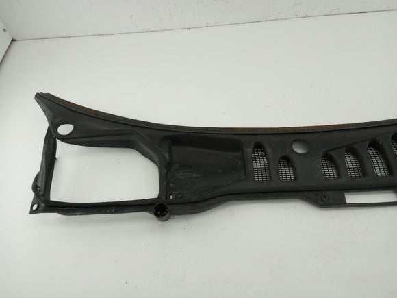 Volvo 850 Windshield Cowl Vent Panel