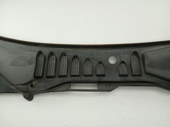 Volvo 850 Windshield Cowl Vent Panel