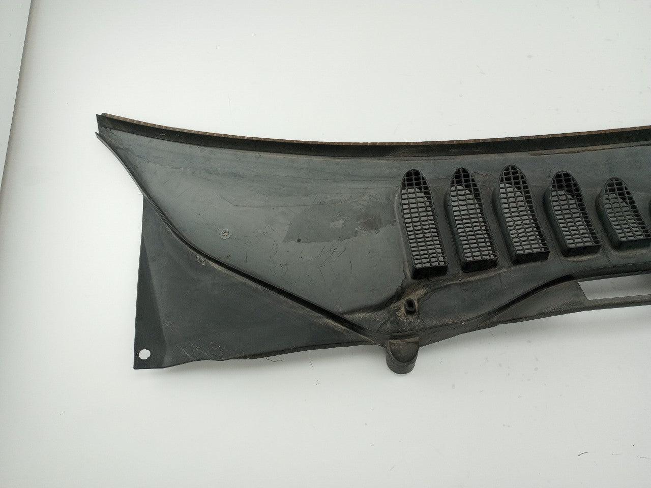 Volvo 850 Windshield Cowl Vent Panel