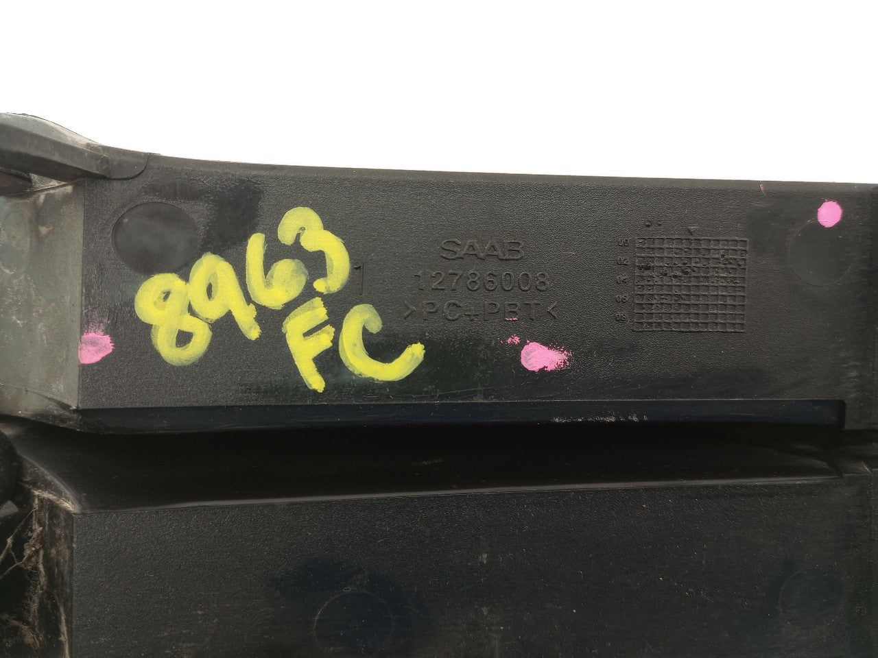 Saab 9-3 Front Center Lower Grille
