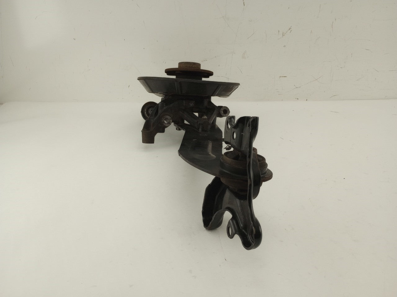 Saab 9-3 Passenger Right Rear Spindle Knuckle Hub