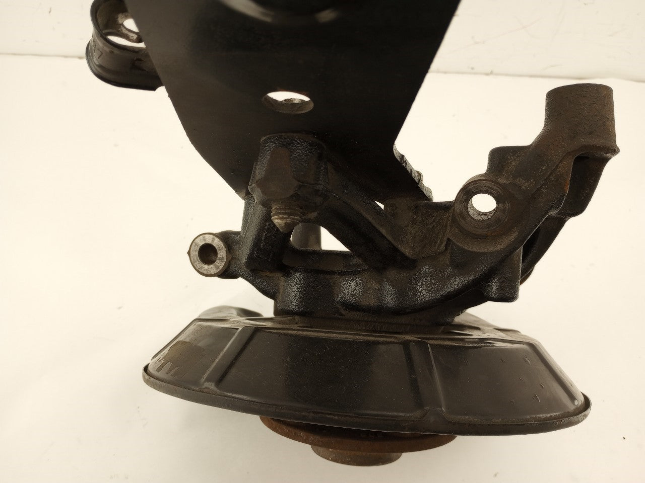 Saab 9-3 Passenger Right Rear Spindle Knuckle Hub