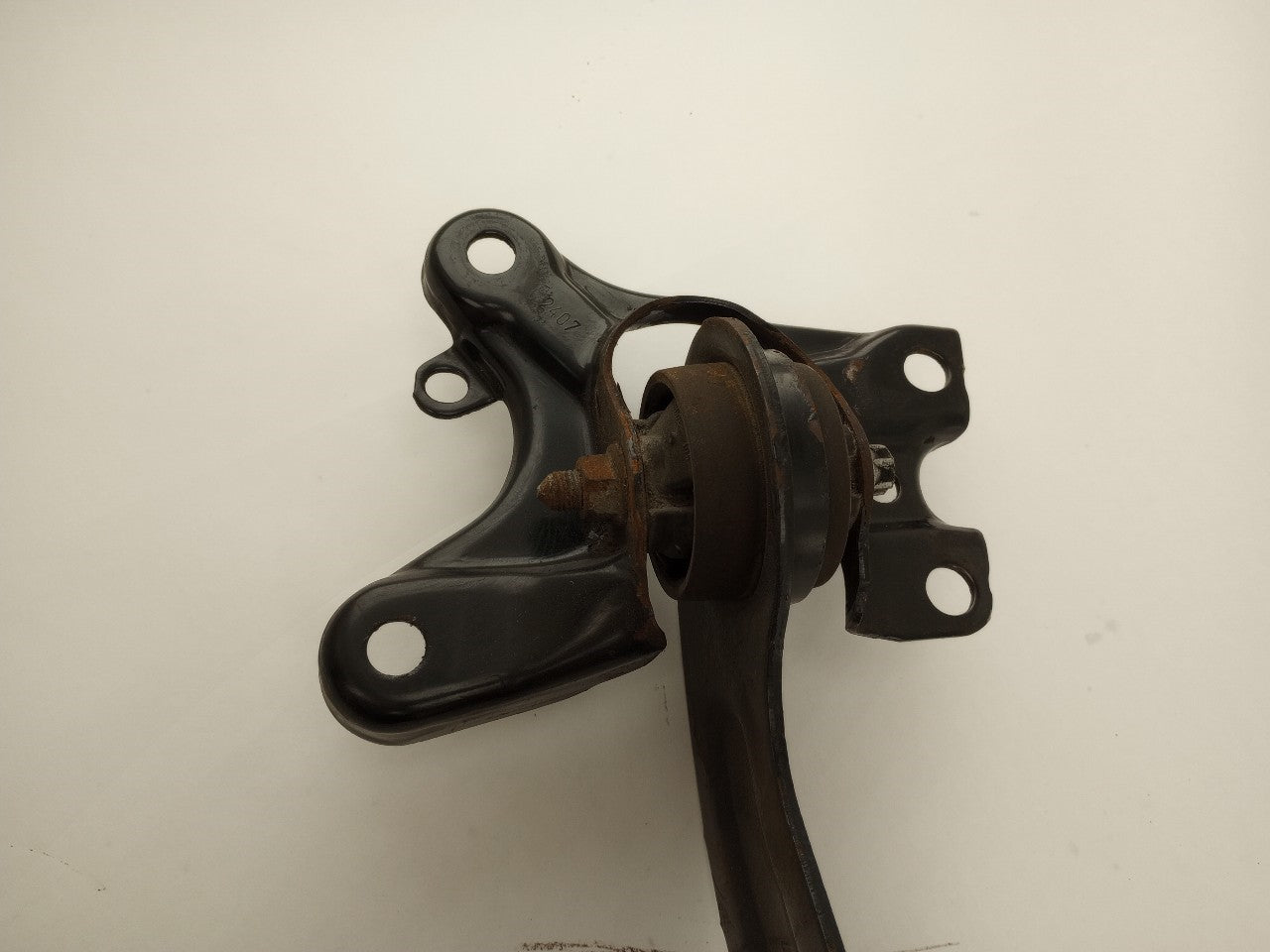 Saab 9-3 Passenger Right Rear Spindle Knuckle Hub