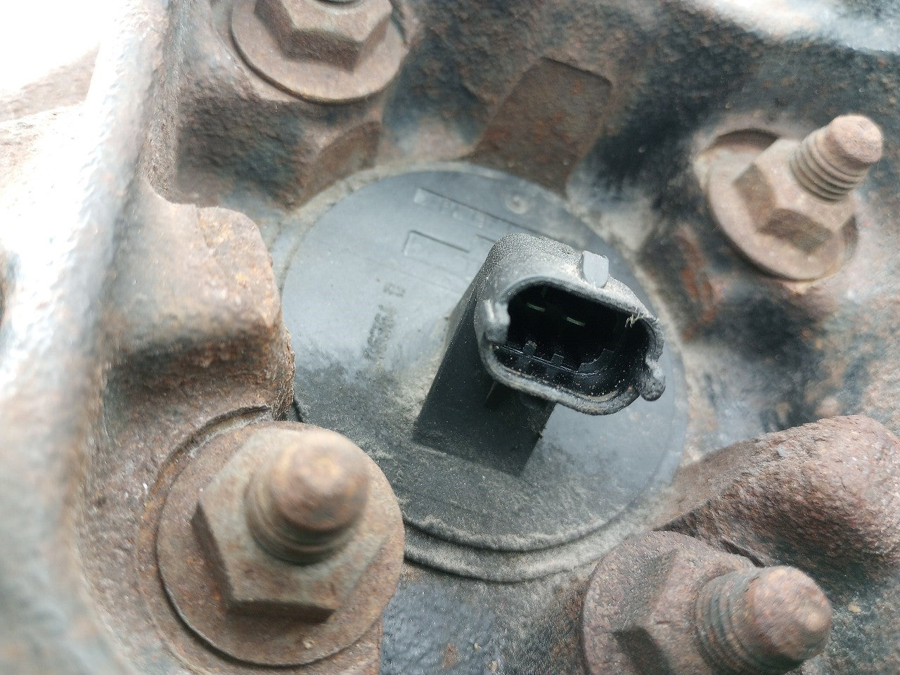 Saab 9-3 Driver Left Rear Spindle Knuckle Hub