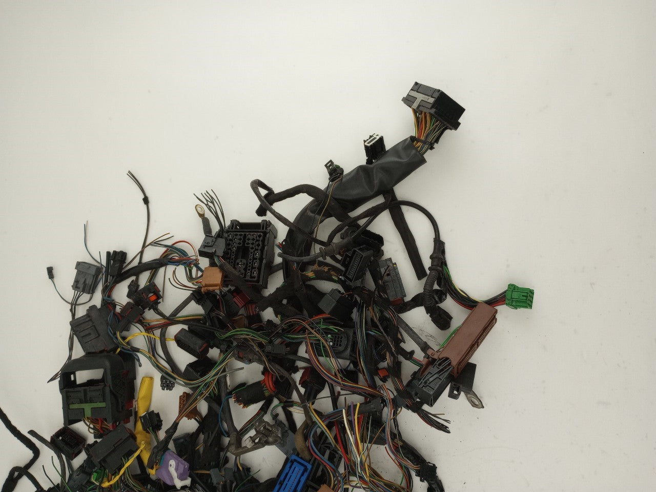 Saab 9-3 Vehicle Wiring Pigtails - 0