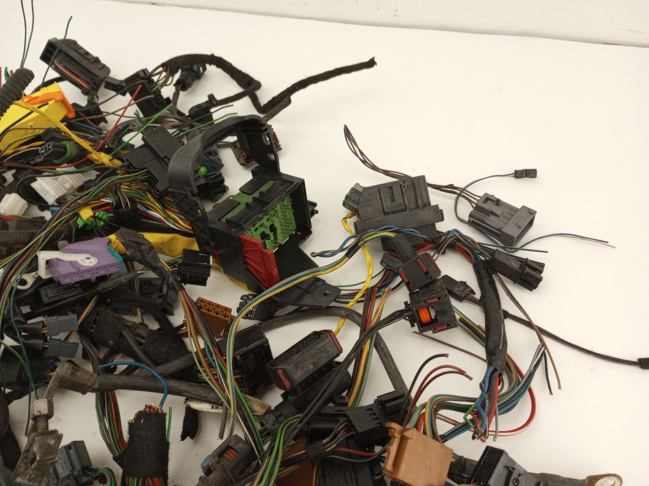 Saab 9-3 Vehicle Wiring Pigtails