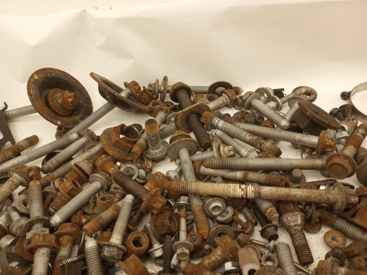 Saab 9-3 Dismantling Hardware Fasteners Bolts & Nuts