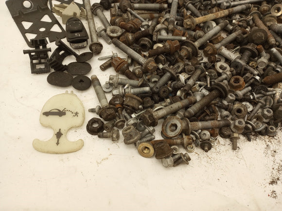 Saab 9-3 Dismantling Hardware Fasteners Bolts & Nuts