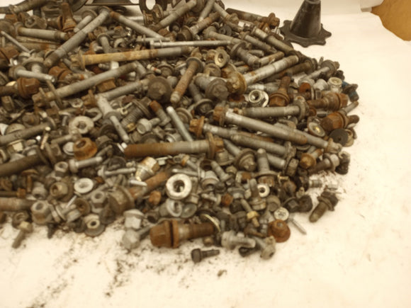 Saab 9-3 Dismantling Hardware Fasteners Bolts & Nuts