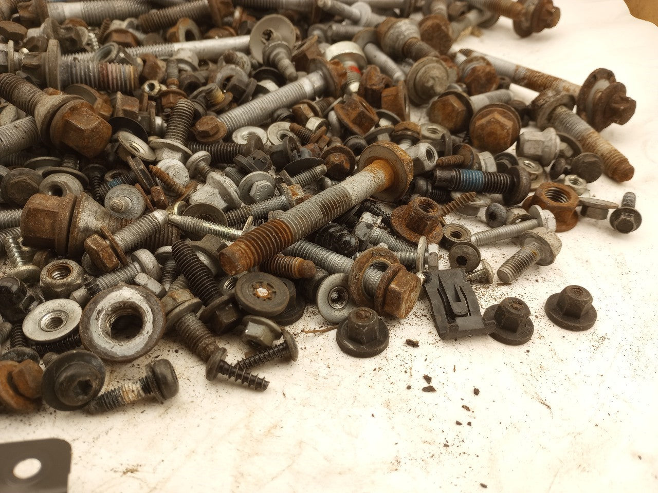 Saab 9-3 Dismantling Hardware Fasteners Bolts & Nuts
