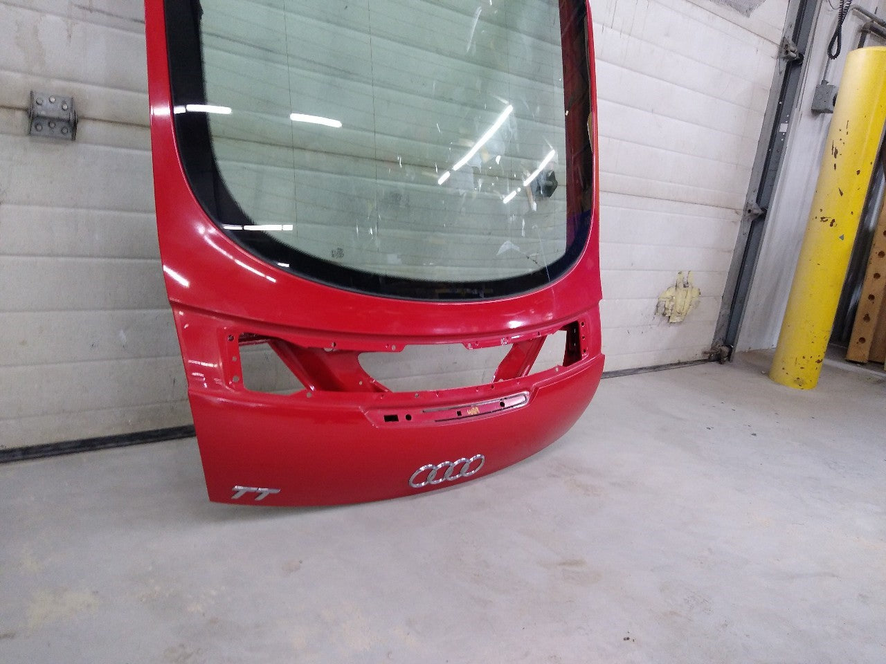 Audi TT Trunk Lid With Glass