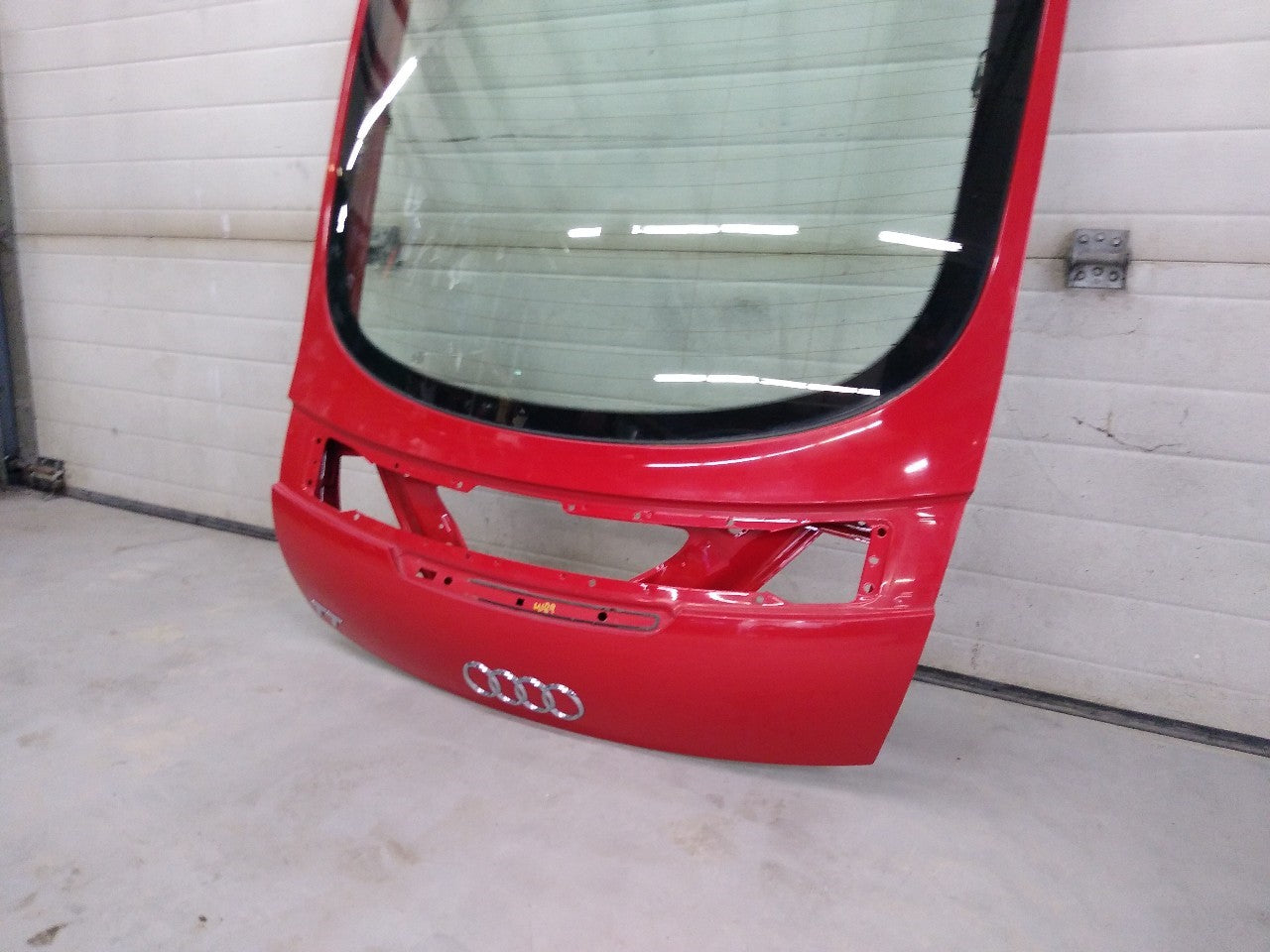 Audi TT Trunk Lid With Glass