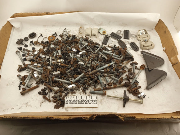 Dodge Charger Dismantling Hardware Fasteners Bolts & Nuts