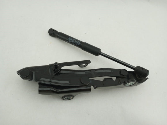 Toyota GR86 Pair Of Trunk Hinges