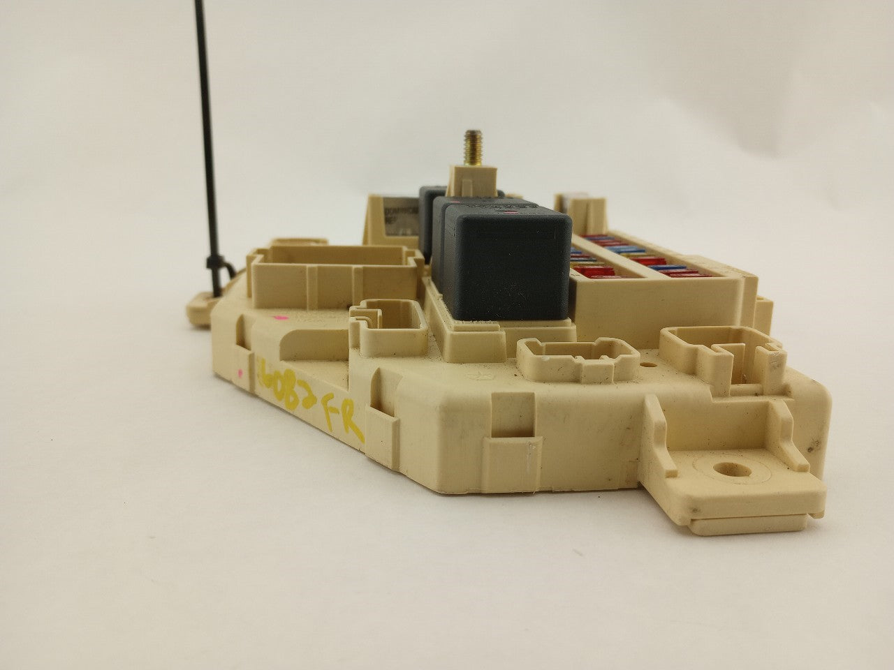 Jeep Cherokee **AS IS** Engine Fuse Box