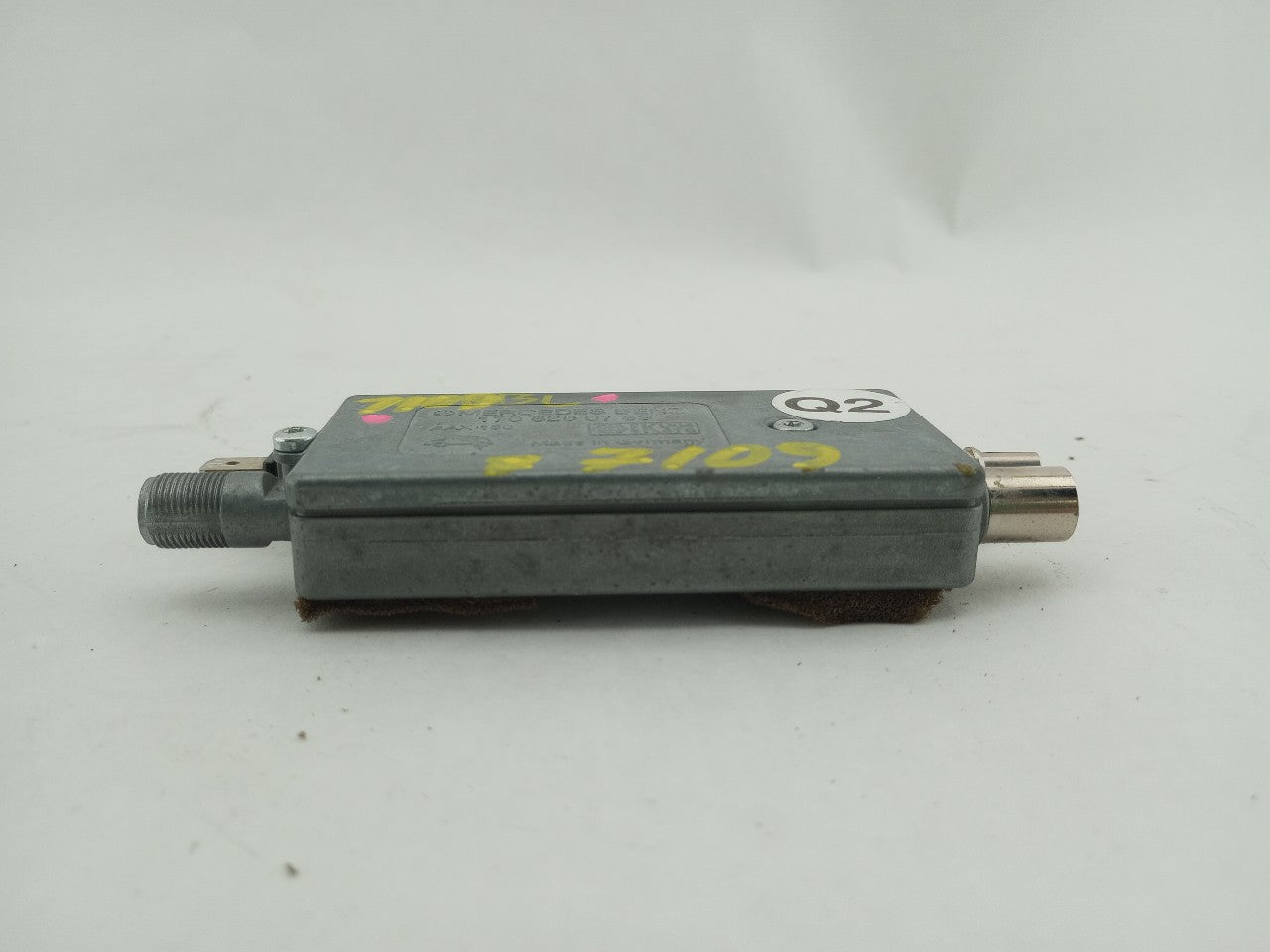 Mercedes SLK320 Radio Antenna Amplifier