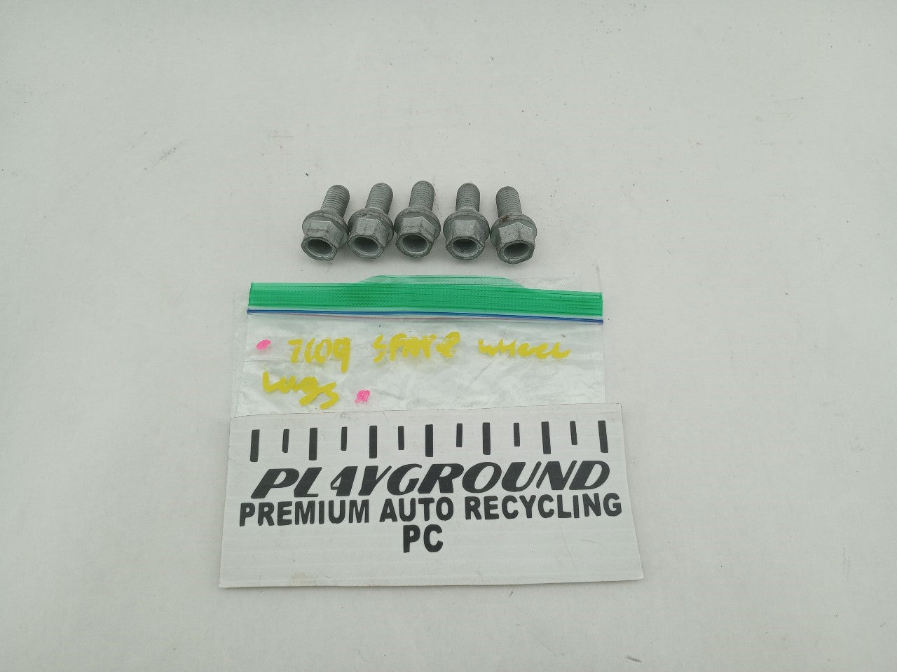 Mercedes SLK320 Set Of 5 Spare Wheel Lug Nuts