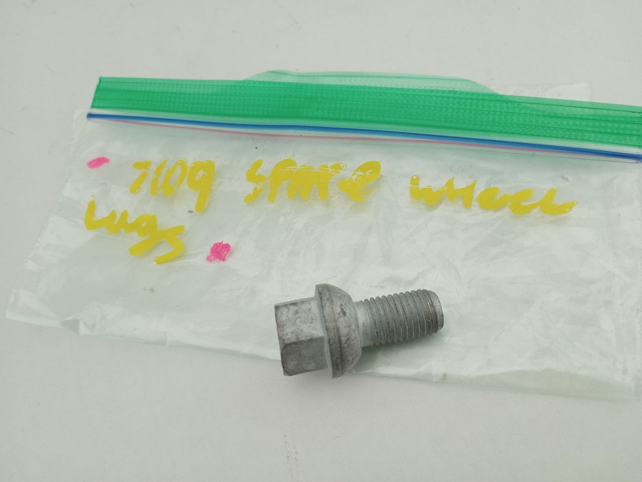 Mercedes SLK320 Set Of 5 Spare Wheel Lug Nuts