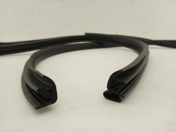 Toyota GR86 Pair Of Front Door Weatherstrip Seal Moldings