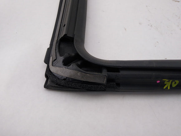 Toyota GR86 Passenger Right Door Window Molding