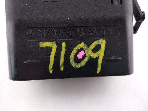 Mercedes SLK320 Passenger Right Dashboard Air Vent