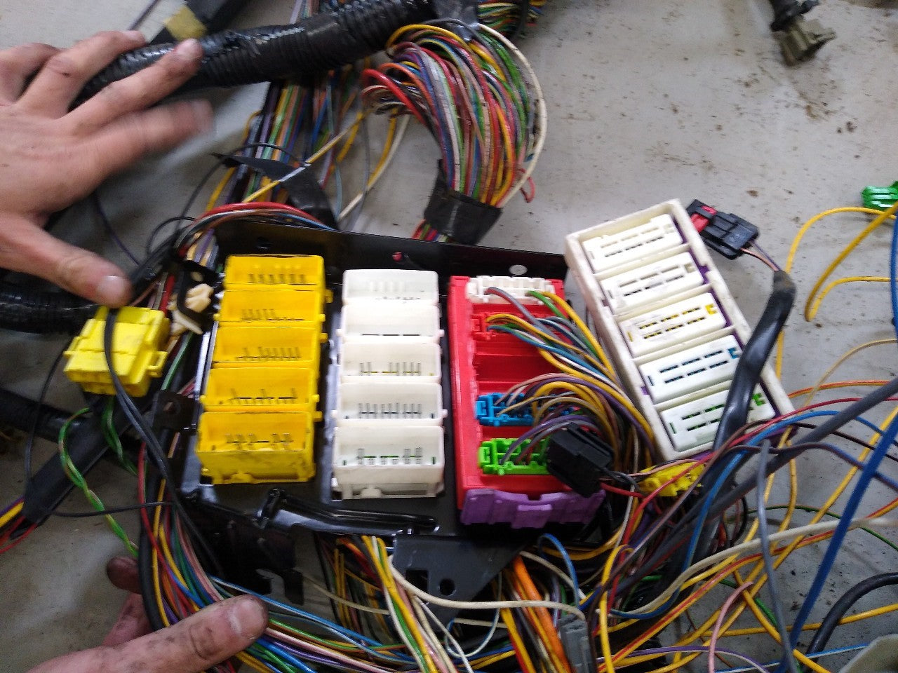 Volvo 850 Engine Wire Harness