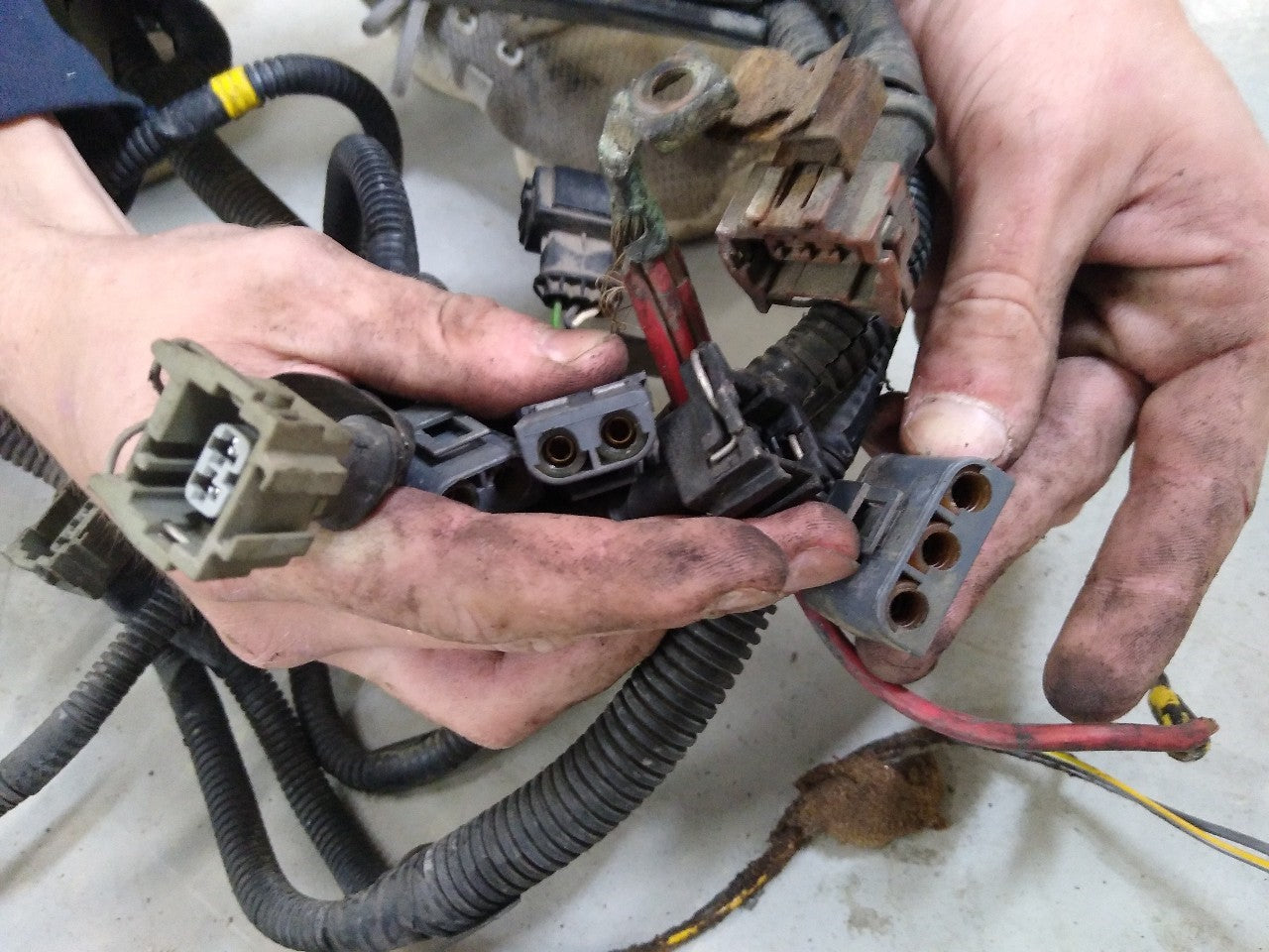 Volvo 850 Engine Wire Harness