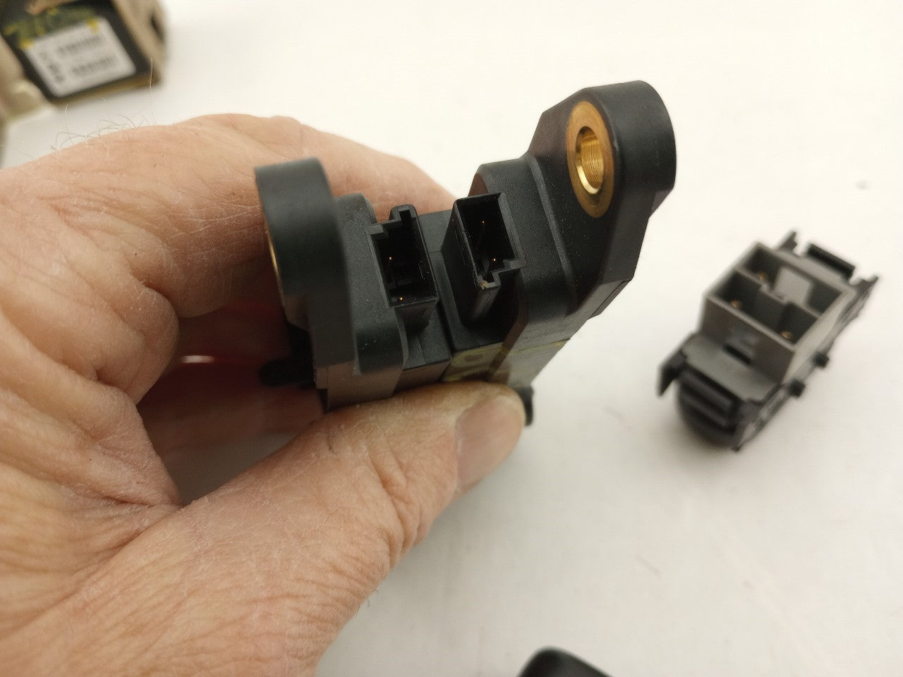 Mercedes SLK320 Set Of Body Sensors And Switches