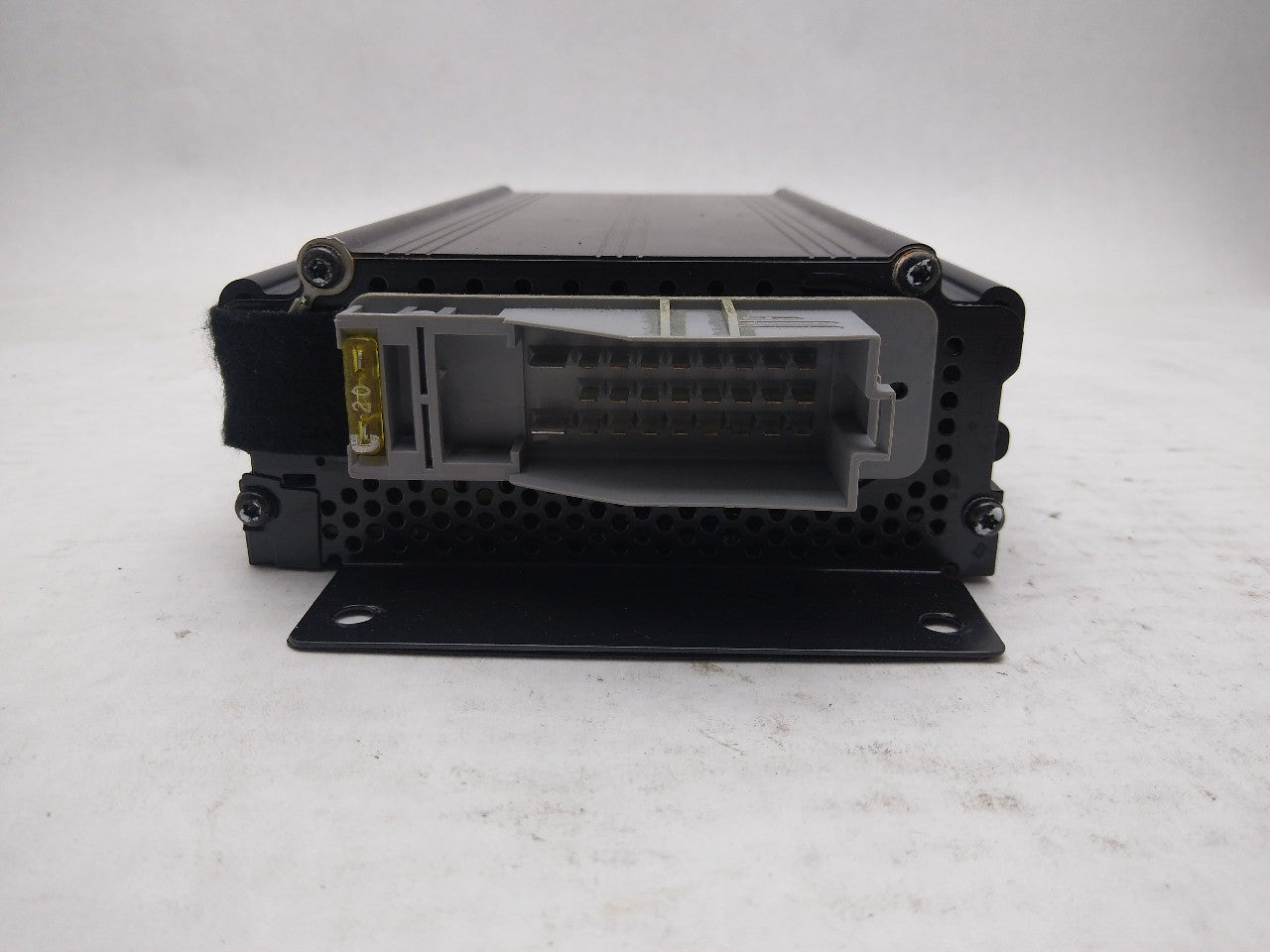 Mercedes SLK230 Radio Audio Amplifier