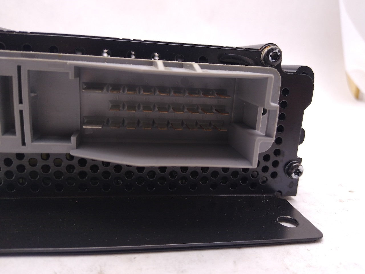 Mercedes SLK230 Radio Audio Amplifier