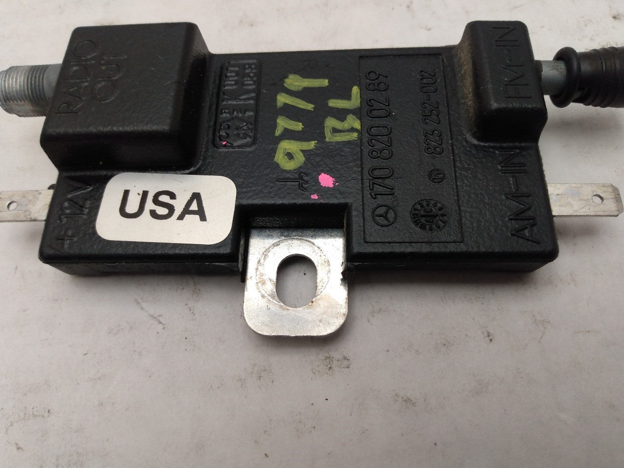 Mercedes SLK230 Junction Splitter Antenna