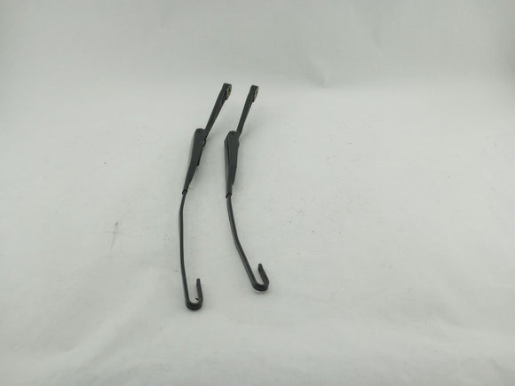 Mercedes SLK230 Pair Of Windshield Wiper Arms