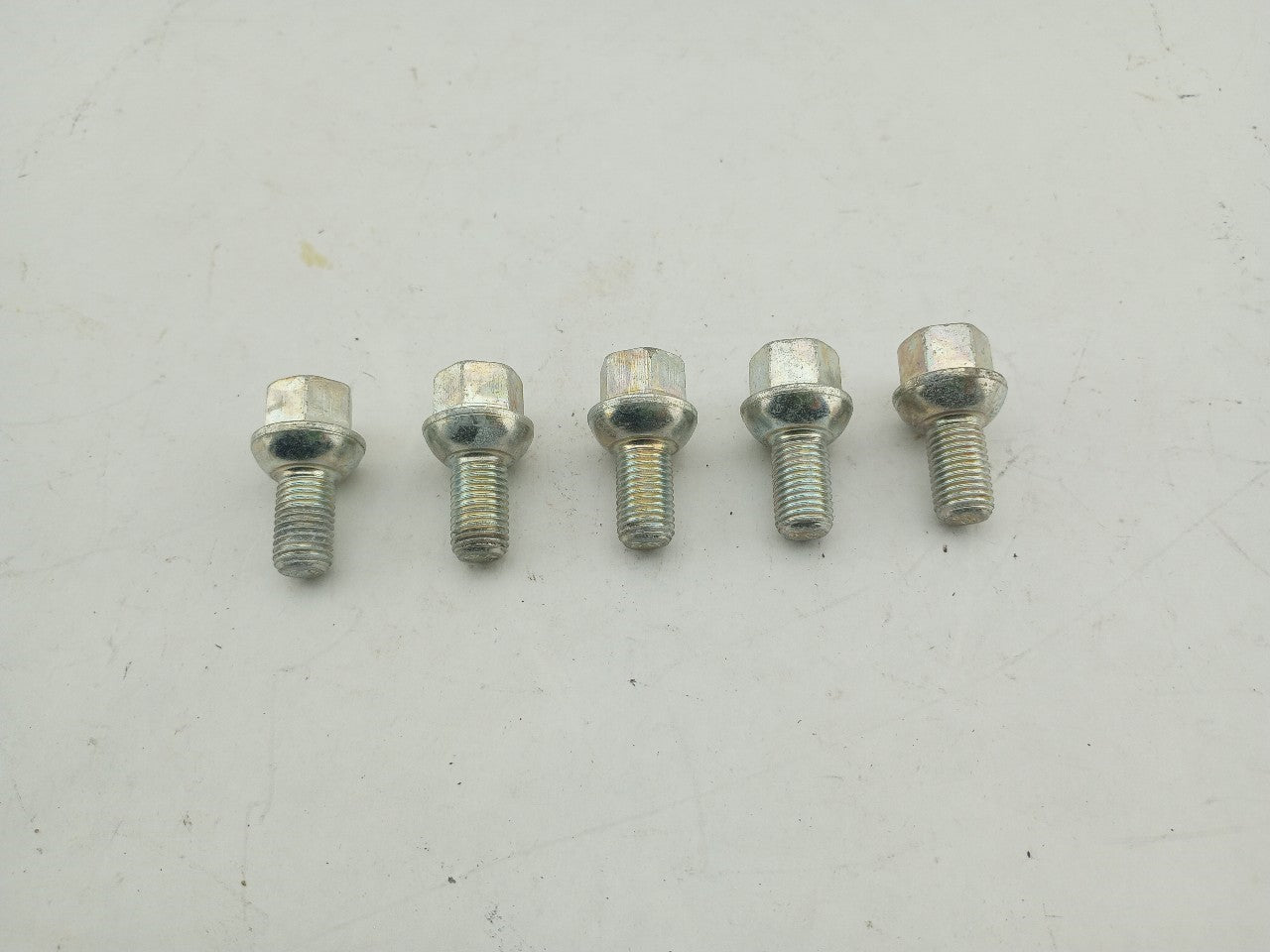 Mercedes SLK230 Set Of 5 Spare Wheel Lug Nuts - 0
