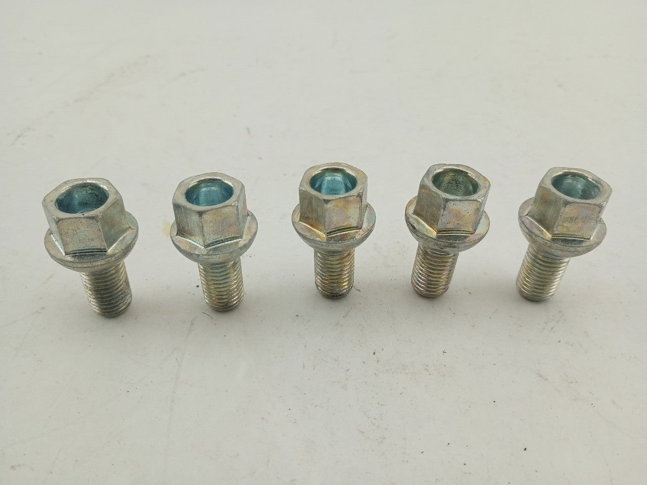 Mercedes SLK230 Set Of 5 Spare Wheel Lug Nuts