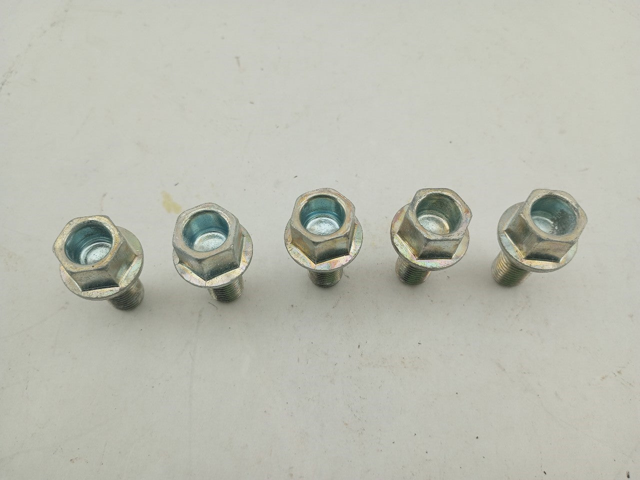 Mercedes SLK230 Set Of 5 Spare Wheel Lug Nuts