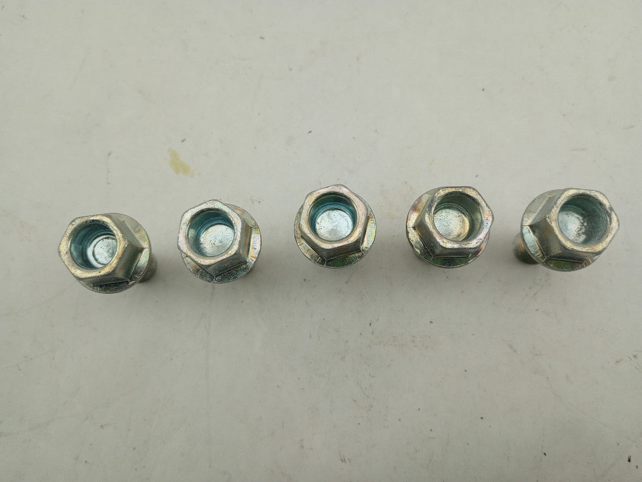Mercedes SLK230 Set Of 5 Spare Wheel Lug Nuts