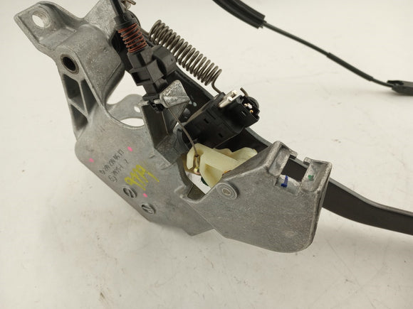 Mercedes SLK230 Brake Pedal