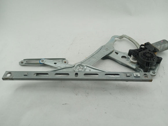 Mercedes SLK230 Passenger Right Front Door Window Regulator