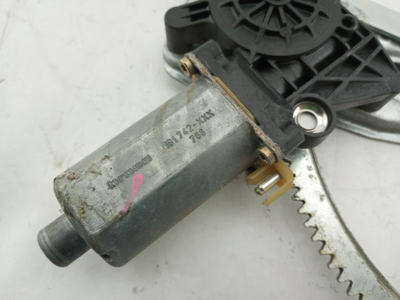 Mercedes SLK230 Passenger Right Front Door Window Regulator