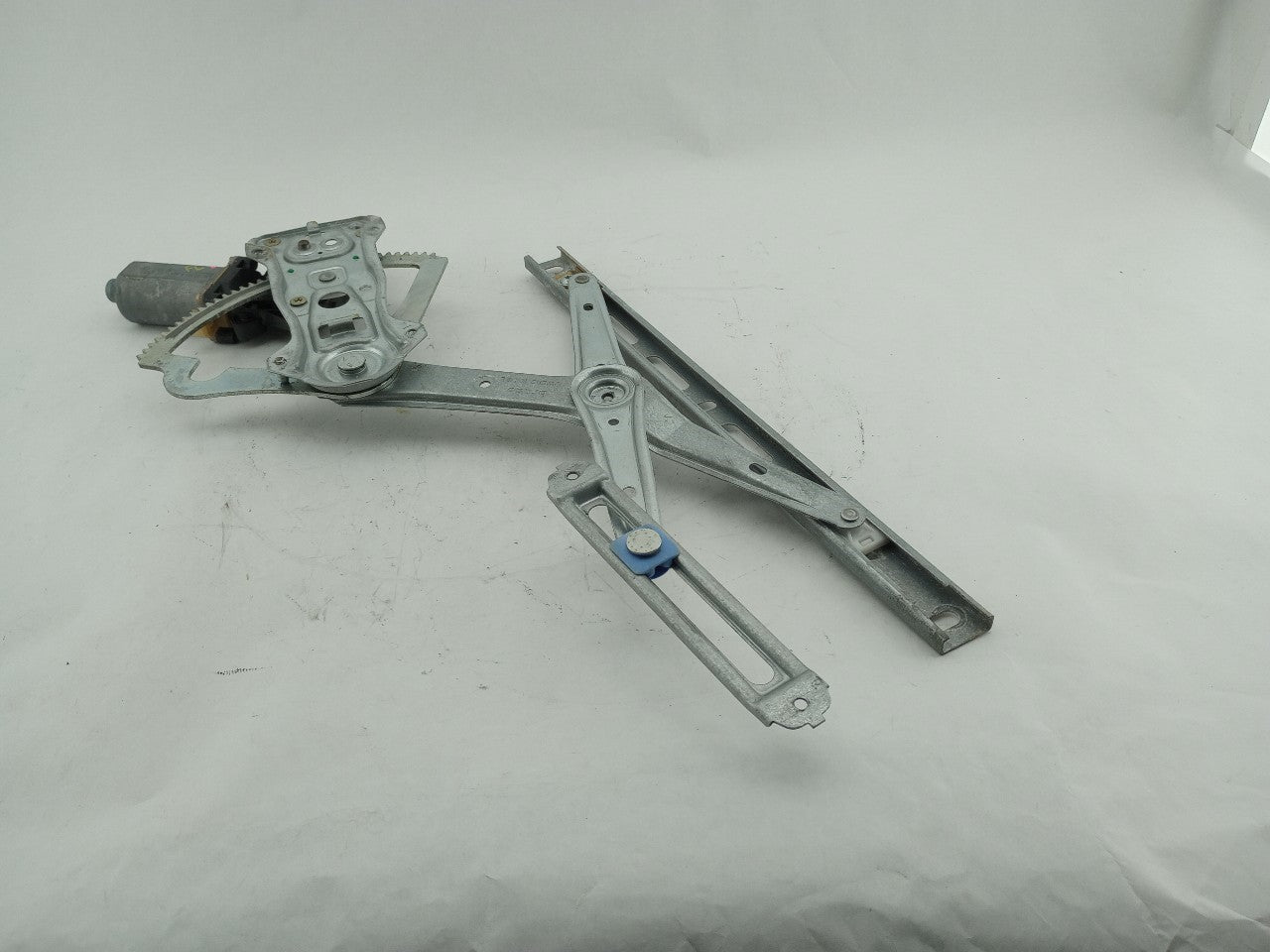 Mercedes SLK230 Driver Left Front Door Window Regulator