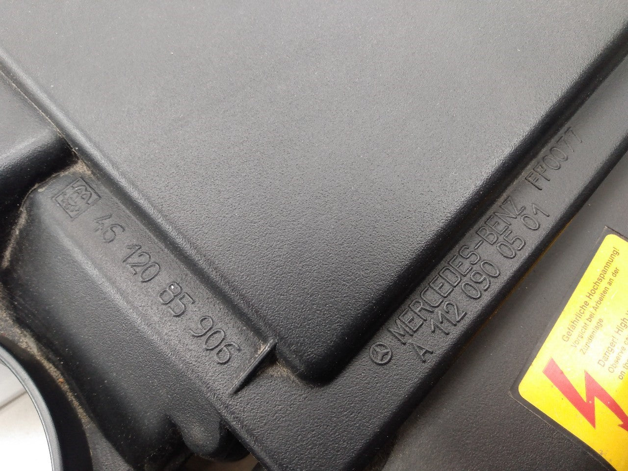 Mercedes SLK320 Engine Vanity Cover