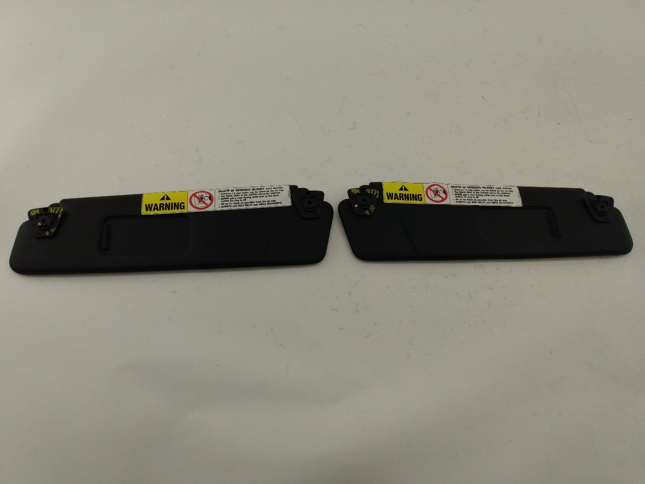Mercedes SLK230 Pair Of Sun Visors - 0