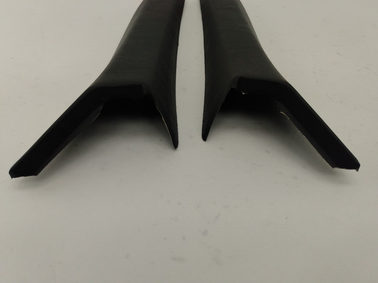 Mercedes SLK320 Pair Of Interior A Pillar Trims
